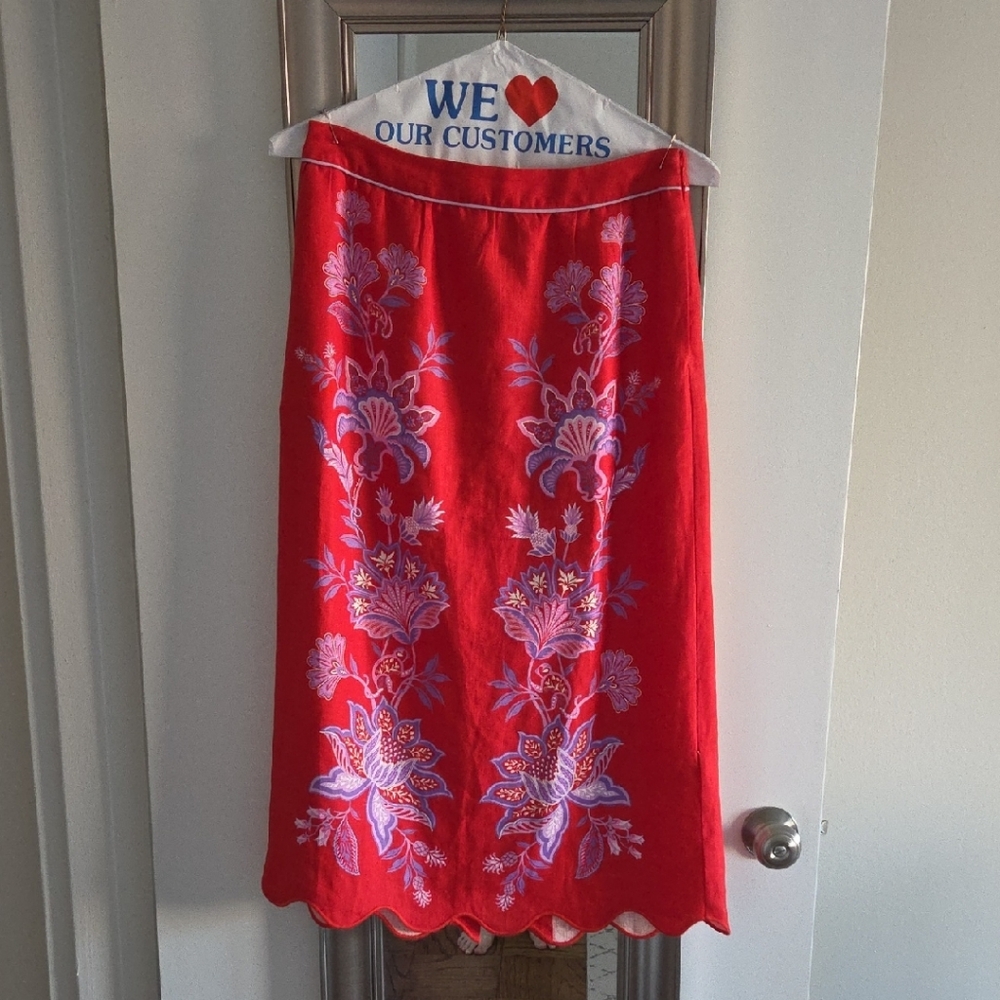 FARM Rio Red Porcelain Garden Skirt